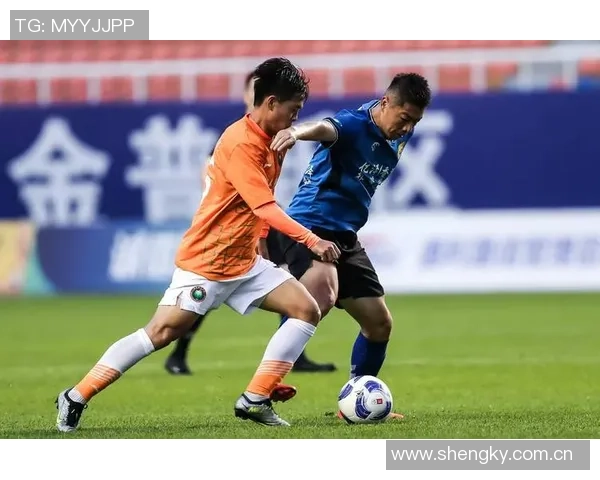 携手并进共创未来大连鲲城贺大连可为升入中乙的美好愿景